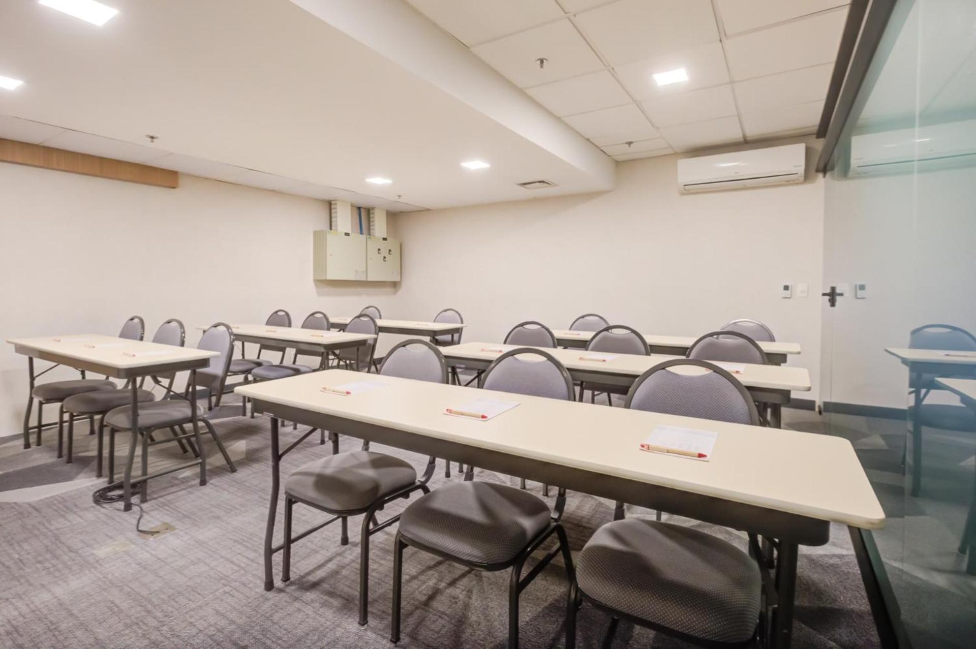 Ibis Nova America Hotel 3*