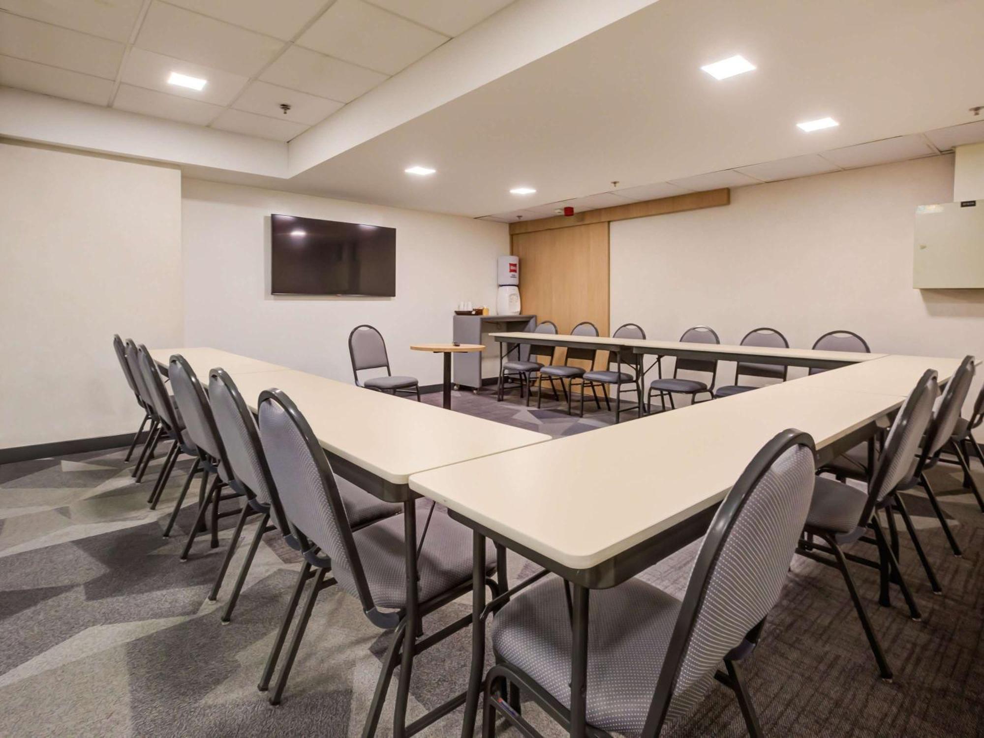 Hotel Ibis Nova America 3*